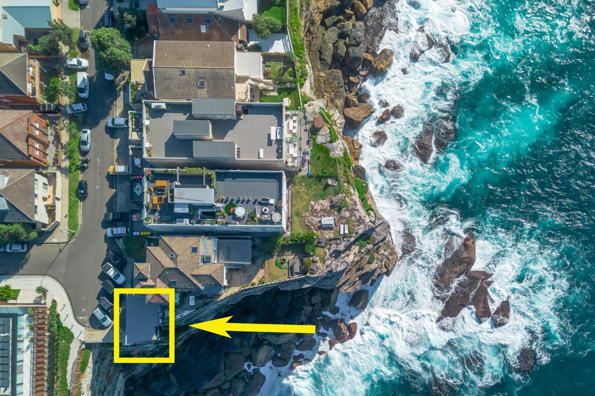Upscale Cliffside Studio With Ocean Views North Bondi Sydney Exterior photo